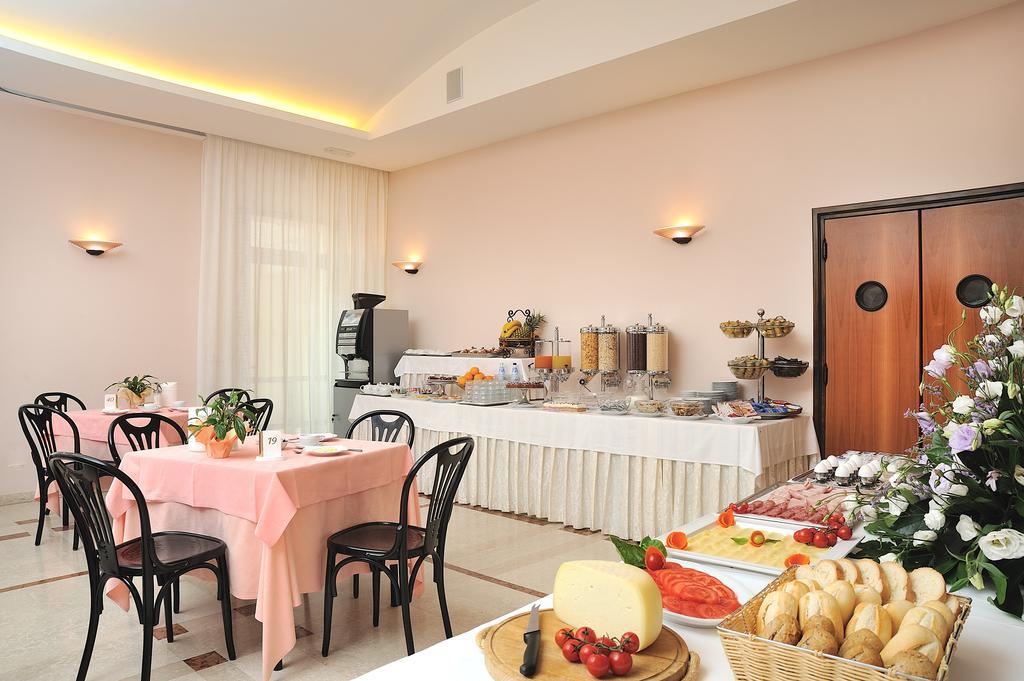 Hotel Bel Sit Senigallia Extérieur photo