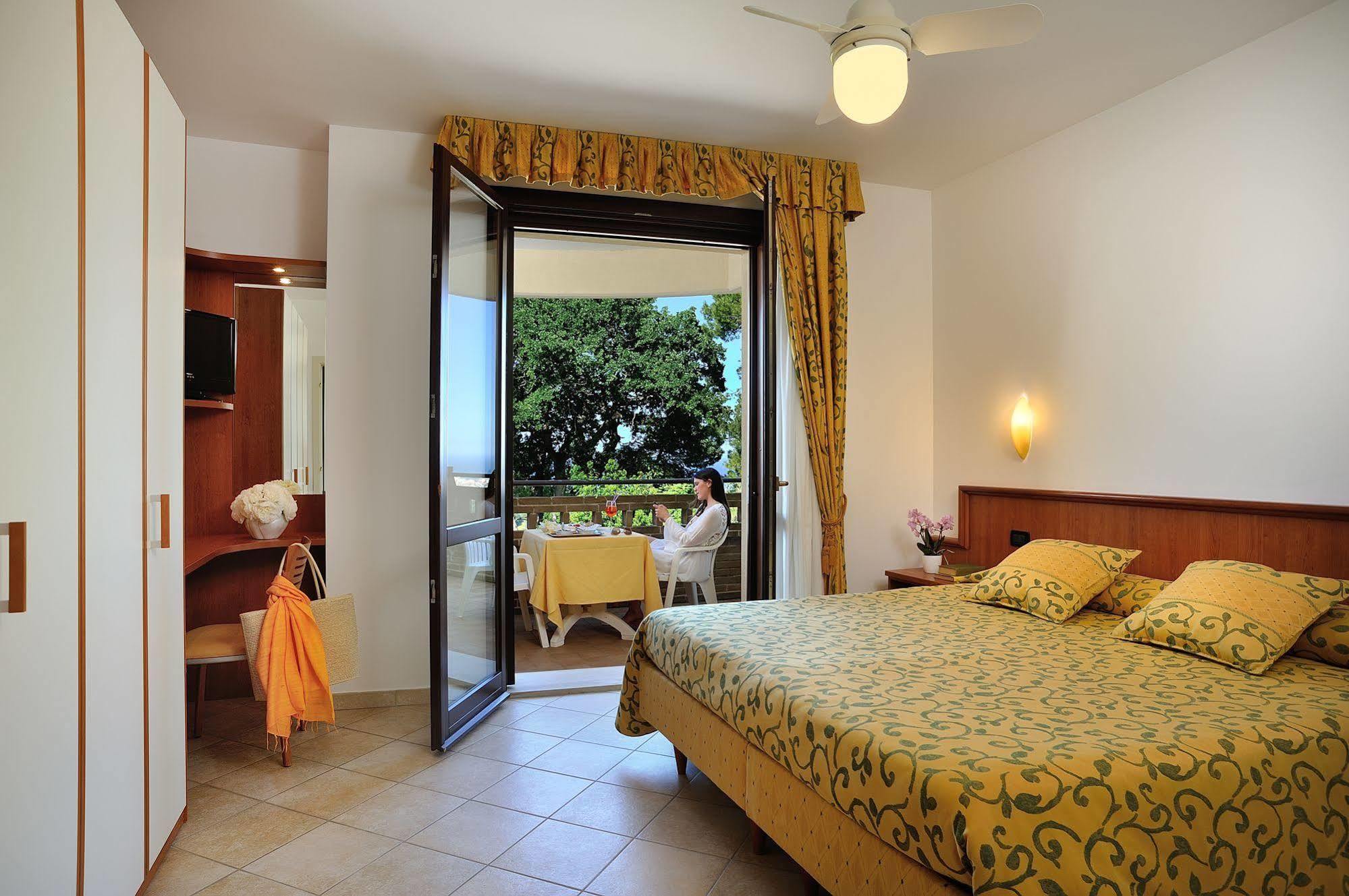 Hotel Bel Sit Senigallia Extérieur photo