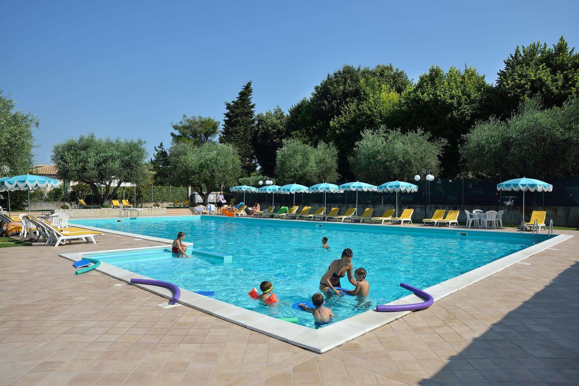 Hotel Bel Sit Senigallia Extérieur photo